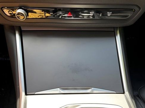 Used 2025 BMW 230i xDrive Coupe w/ Premium Package image 23