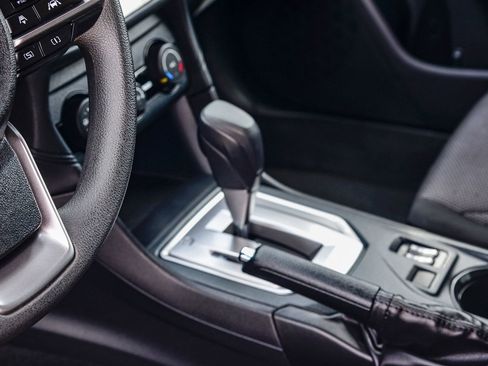 Used 2023 Subaru Impreza Premium image 23