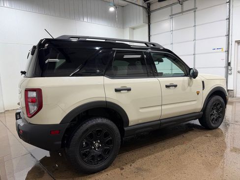 Used 2025 Ford Bronco Sport Badlands AWD/4WD image 5