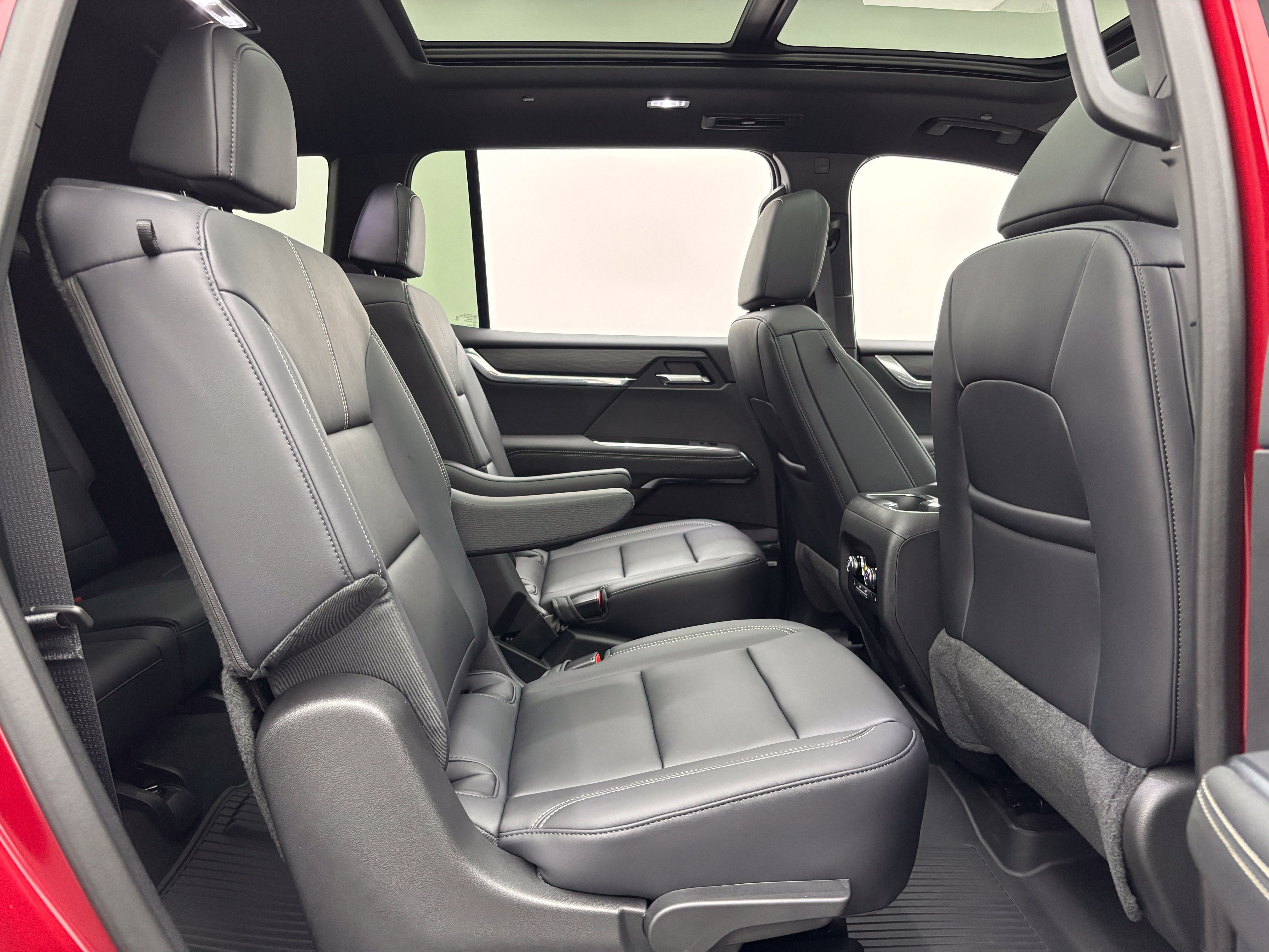 New 2027 GMC Acadia Elevation w/ Black Edition AWD/4WD image 40