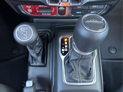 New 2026 Jeep Gladiator Mojave AWD/4WD image 17