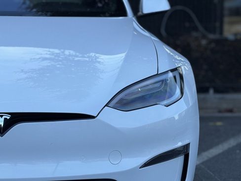 Used 2021 Tesla Model S Plaid image 5
