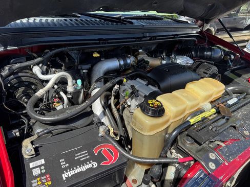 Used 2002 Ford F350 Lariat image 10