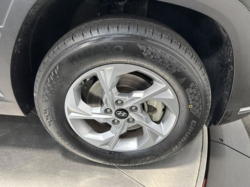 Certified 2023 Hyundai Tucson SE image 12