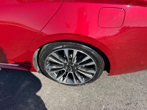 Used 2020 Lincoln Continental Reserve w/ Luxury Package image 9