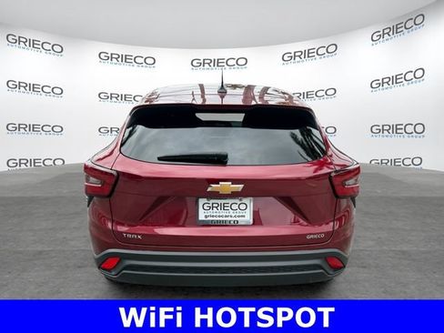Certified 2024 Chevrolet Trax LS FWD image 6