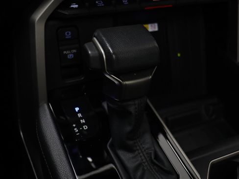 Used 2024 Toyota Tundra Limited image 13