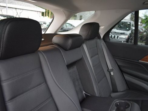 Used 2023 Mercedes-Benz GLE 350 4MATIC image 29