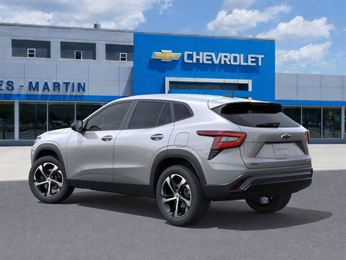 New 2026 Chevrolet Trax RS w/ Sunroof Package image 2