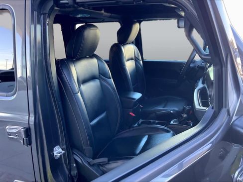Used 2019 Jeep Wrangler Unlimited Sport S AWD/4WD image 8