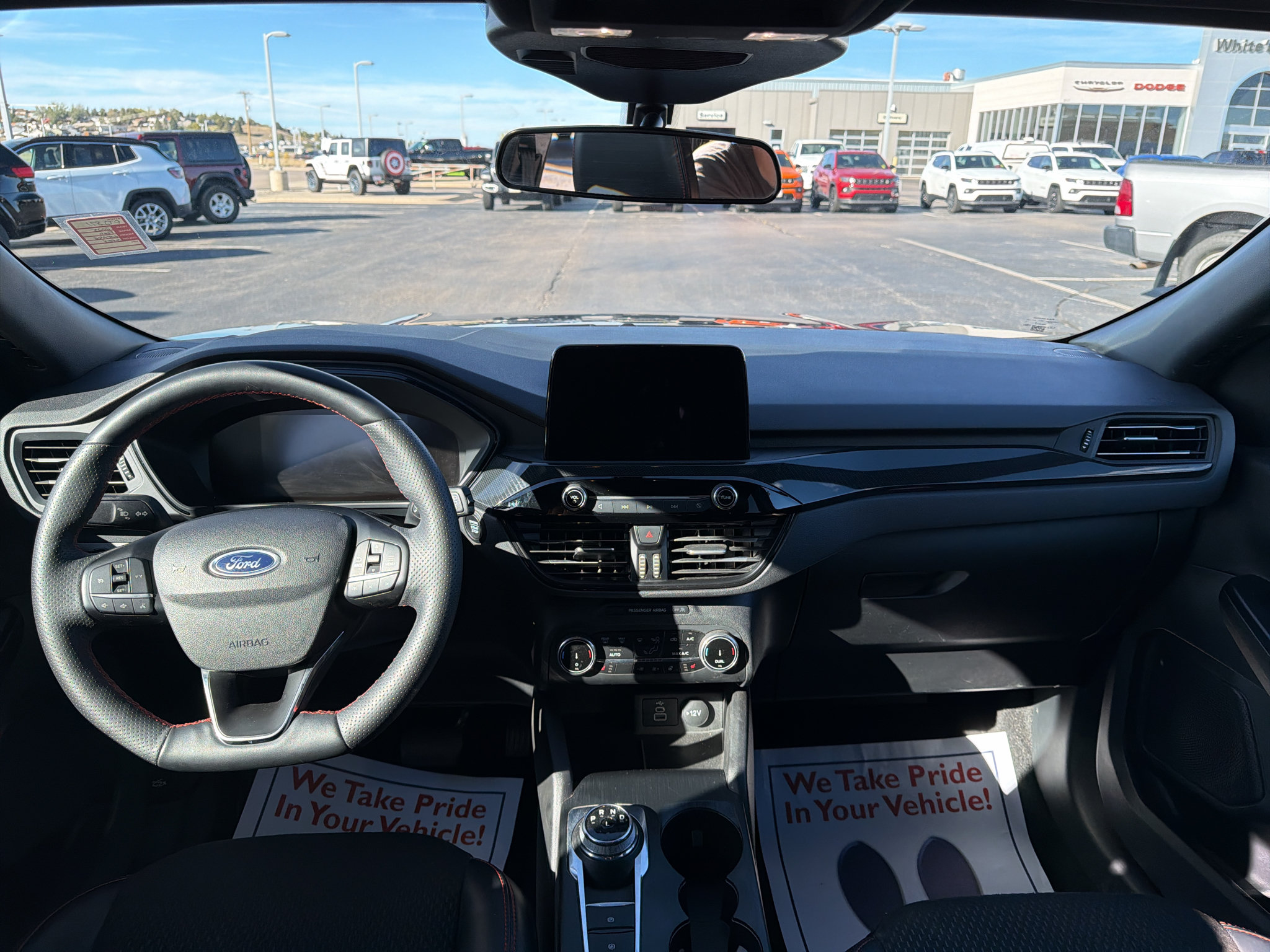 Used 2025 Ford Escape ST-Line Select AWD/4WD image 11