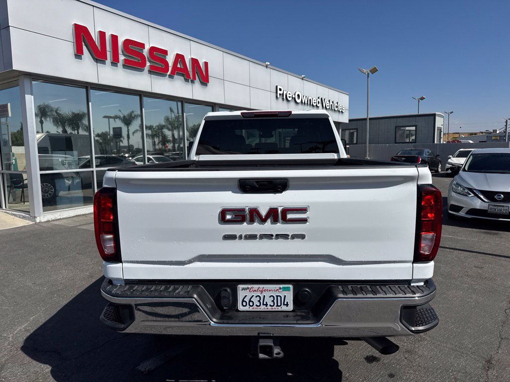 Used 2025 GMC Sierra 2500 Pro w/ Convenience Package AWD/4WD image 3