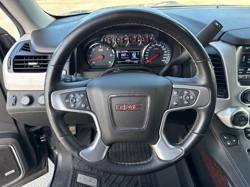 Used 2018 GMC Yukon SLT image 15
