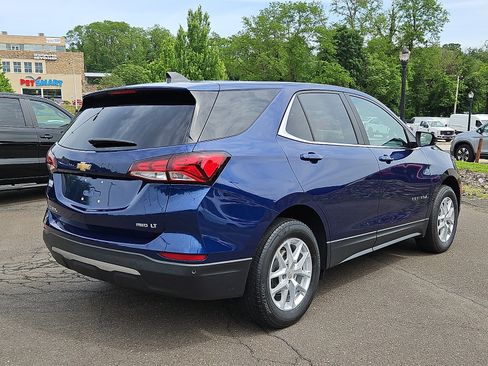 Used 2023 Chevrolet Equinox LT AWD/4WD image 6