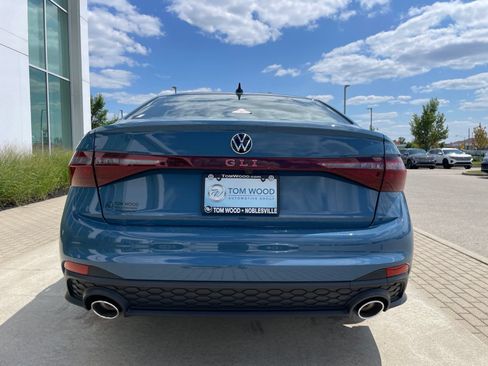 Used 2026 Volkswagen Jetta GLI Autobahn FWD image 45