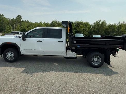 New 2025 GMC Sierra 3500 Pro w/ Convenience Package image 38