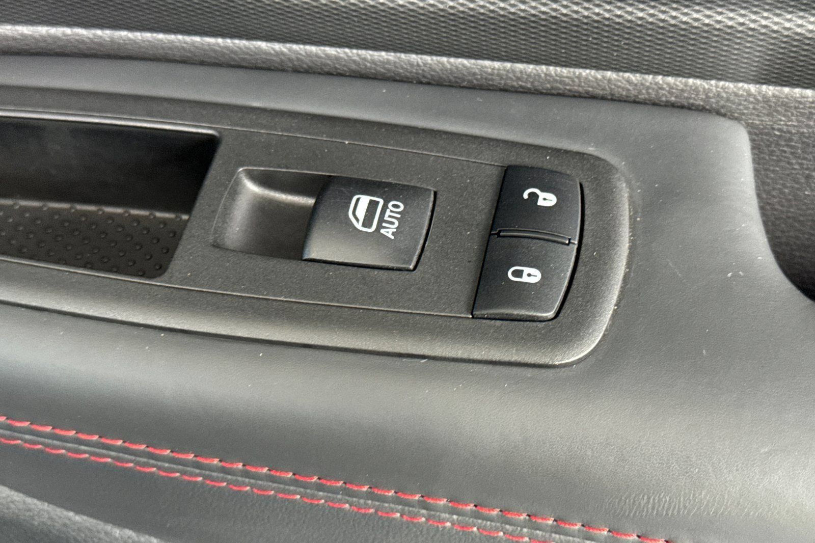 Used 2024 Dodge Durango GT AWD/4WD image 22
