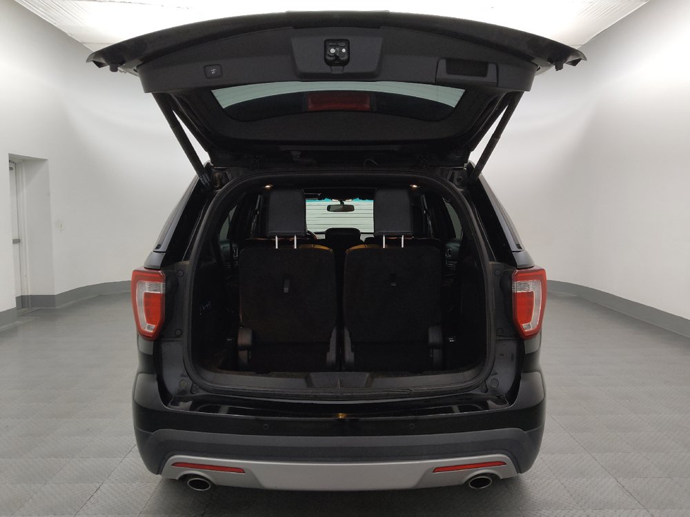 Used 2016 Ford Explorer Limited FWD image 29