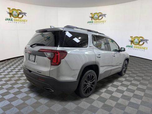 Used 2023 GMC Acadia SLT w/ Elevation Edition AWD/4WD image 10