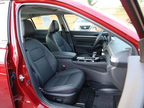 Certified 2025 Nissan Altima 2.5 SL FWD image 24