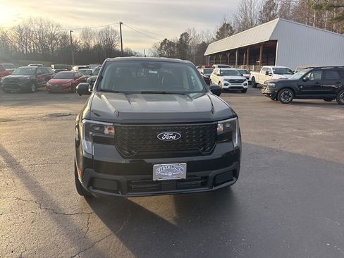 New 2026 Ford Maverick Lariat w/ Black Appearance Package image 2