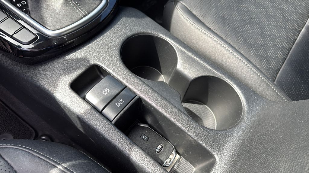 Used 2021 Kia Seltos SX AWD/4WD image 32