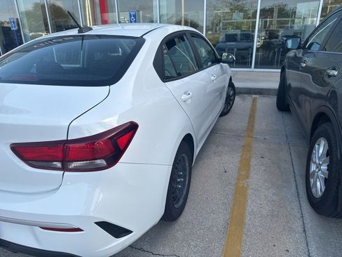 Used 2023 Kia Rio S image 4