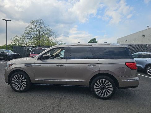Used 2019 Lincoln Navigator Reserve w/ Cargo Package AWD/4WD image 8