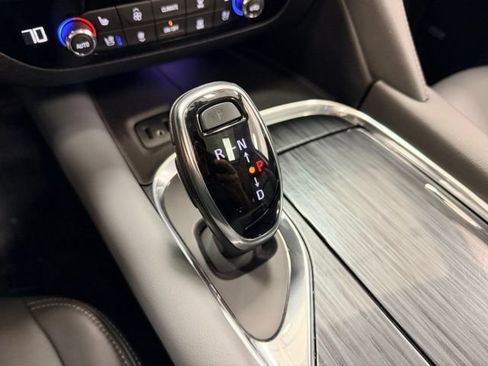 Certified 2019 Buick Enclave Premium w/ Experience Buick Package FWD image 18