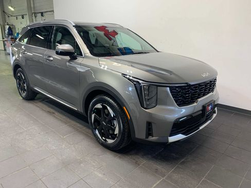 New 2026 Kia Sorento EX image 2