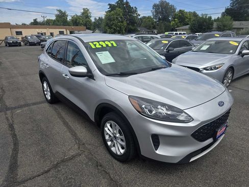 Used 2020 Ford Escape SE AWD/4WD image 5