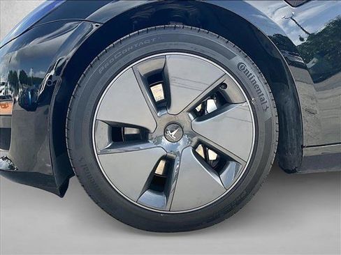 Used 2021 Tesla Model 3 Long Range AWD/4WD image 10
