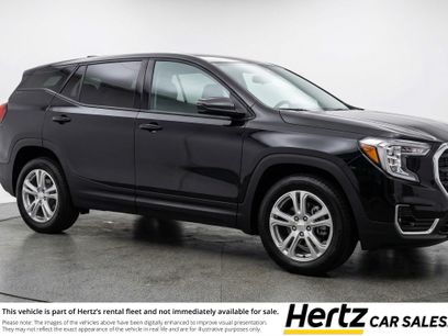 Used 2024 GMC Terrain SLE