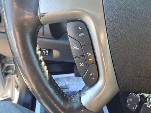 Used 2012 Chevrolet Avalanche LTZ image 8