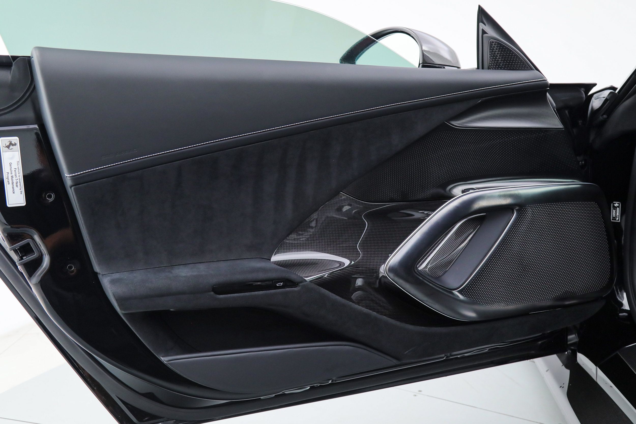 Certified 2025 Ferrari 12Cilindri RWD image 33