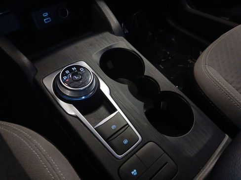 Used 2022 Ford Escape SE image 19