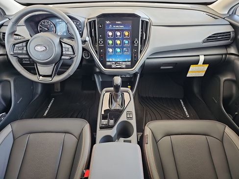 Used 2025 Subaru Crosstrek 2.5i Limited w/ Crosstrek Mirror Package image 11