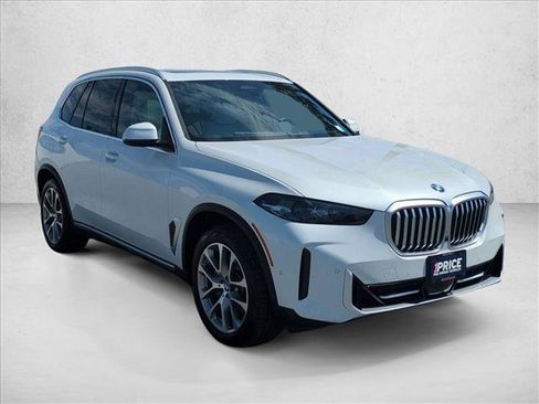 Used 2024 BMW X5 sDrive40i w/ Parking Assistance Package RWD image 3