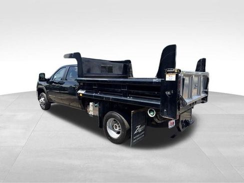 Used 2022 GMC Sierra 3500 Pro w/ Convenience Package AWD/4WD image 7