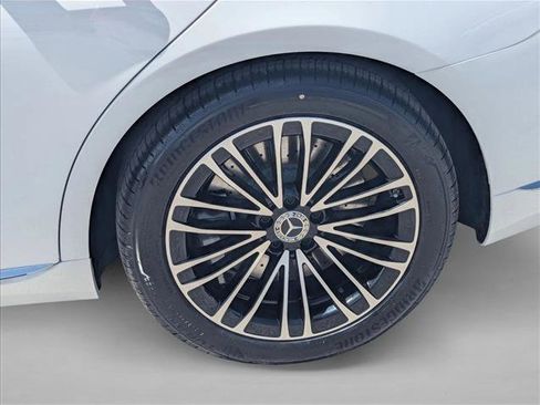 New 2026 Mercedes-Benz S 580e 4MATIC Sedan image 9