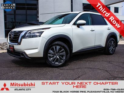 Used 2024 Nissan Pathfinder SV
