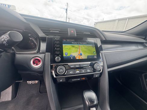 Used 2021 Honda Civic Sport Touring image 17