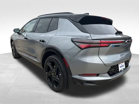 New 2026 Chevrolet Equinox EV RS image 3