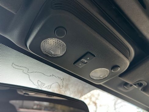 Used 2005 Ford Mustang GT Premium image 23