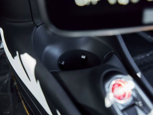 Used 2023 McLaren Artura image 58