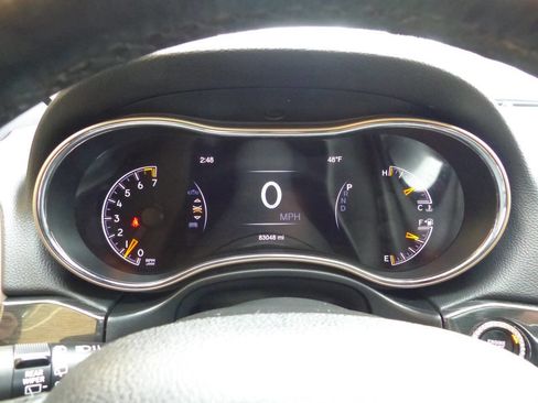 Used 2016 Jeep Grand Cherokee Laredo 75th Anniversary image 61