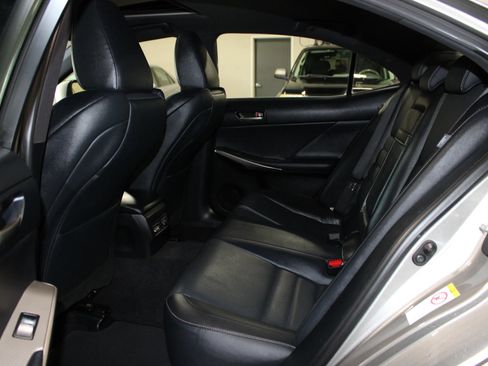 Used 2017 Lexus IS 350 AWD image 30
