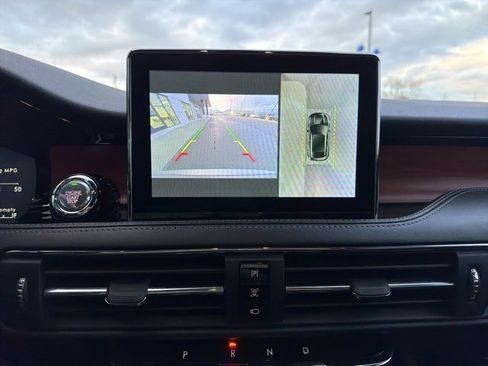 Used 2021 Lincoln Corsair Reserve w/ Equipment Group 201A image 27