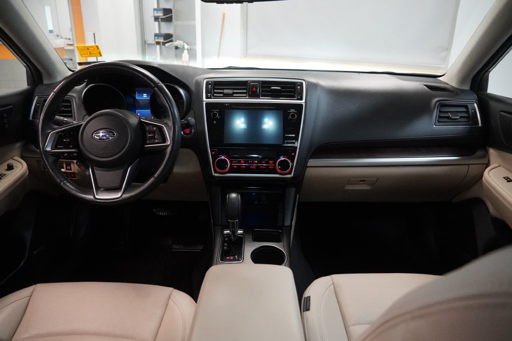 Used 2019 Subaru Outback 2.5i Limited AWD/4WD image 9