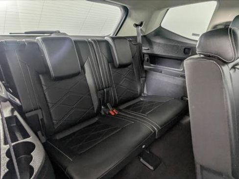 Used 2024 Volkswagen Atlas SE FWD image 21